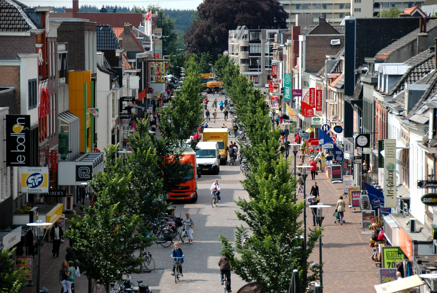 buro-sant-en-co-landschapsarchitectuur-veenendaal-winkelgebied-bovenaanzicht-hoofdstraat-vogelvlucht-inzoom