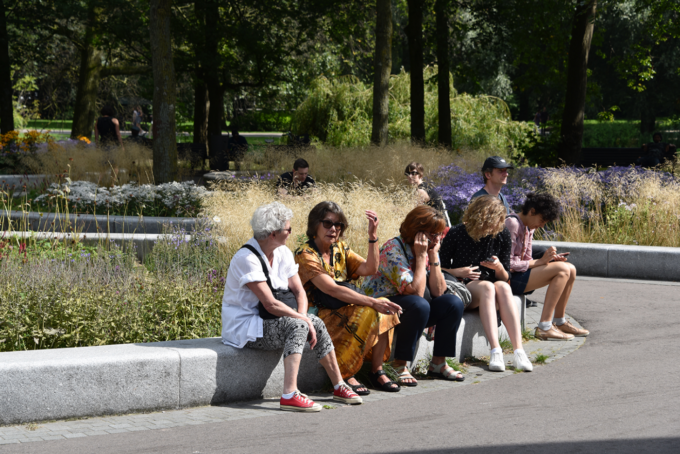 oosterpark-amsterdam-burosantenco-park-renovatie-landschapsarchitectuur-klimaatadaptief-biodiversiteit-stadspark-muziekkoepel-vasteplanten-zitrand