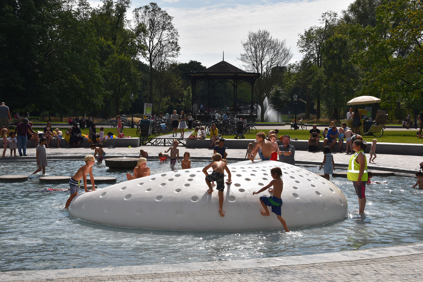 oosterpark-amsterdam-burosantenco-park-renovatie-landschapsarchitectuur-klimaatadaptief-biodiversiteit-stadspark-speelslinger