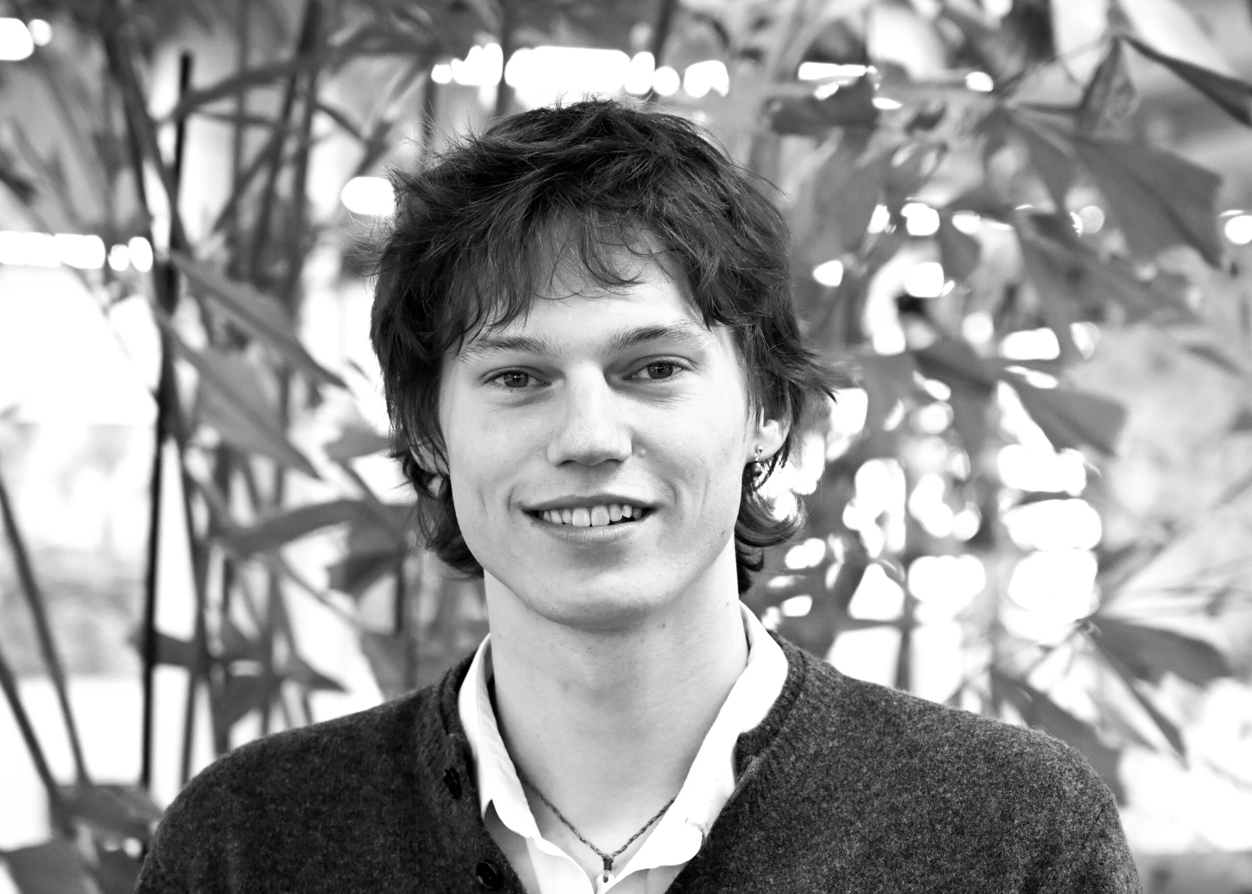 Website_team photo 37